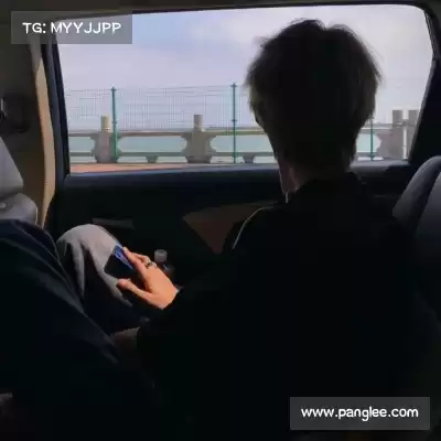 柳渤霆
